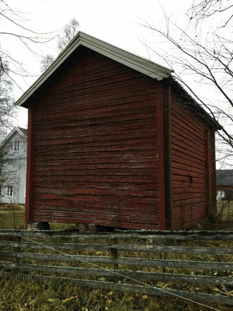 Stabbur fra gavlsiden på Våler prestegård