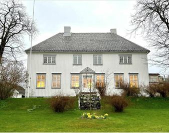 Kolvereid prestegård