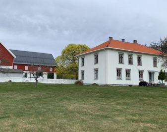 Solum prestegård