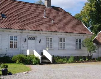 Forgården på Lyngdal pg