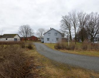 Alstahaug prestegård