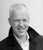 Portrett av direktør Ole-Wilhelm Meyer