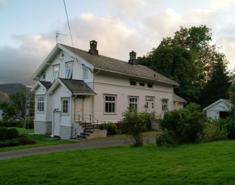 Tømmerhus i sveitserstil fra sent attenhundretall