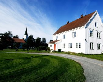 Sylling prestebolig ligger i gamle Buskerud fylke