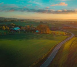 Dronebilde av Ullensaker prestegård